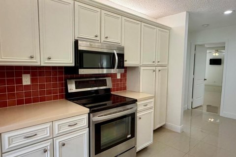 Copropriété à louer à Coconut Creek, Floride: 2 chambres, 102.75 m2 № 2431361 - photo 2
