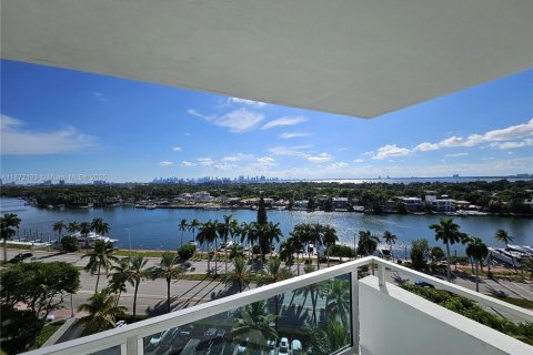 Снять в аренду кондоминиум в Майами-Бич, Флорида 2 спальни, 96.62м2, № 1923215 - фото 12
