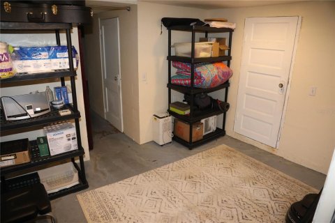 Commercial property in Tampa, Florida 6 bedrooms, 260.13 sq.m. № 2093786 - photo 15