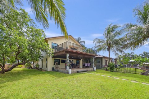 Villa ou maison à vendre à Fort Lauderdale, Floride: 4 chambres, 278.71 m2 № 2328885 - photo 7