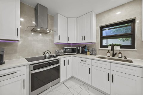 Villa ou maison à vendre à Fort Lauderdale, Floride: 4 chambres, 278.71 m2 № 2328885 - photo 20