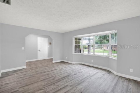 Casa en venta en Ocala, Florida, 4 dormitorios, 212.37 m2 № 1911060 - foto 6