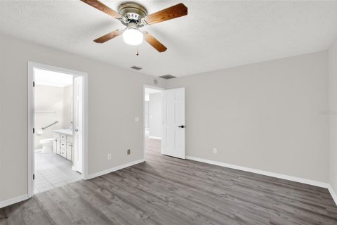 Casa en venta en Ocala, Florida, 4 dormitorios, 212.37 m2 № 1911060 - foto 14