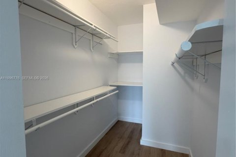 Apartamento en alquiler en Cutler Bay, Florida, 1 dormitorio, 2119.01 m2 № 2058832 - foto 7