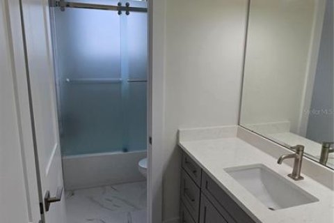 Casa en venta en Apopka, Florida, 4 dormitorios, 245.45 m2 № 1251020 - foto 18