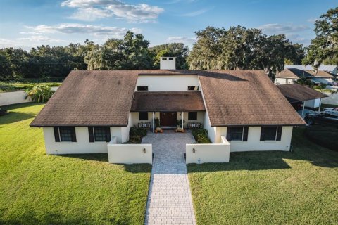 House in Plant City, Florida 4 bedrooms, 288 sq.m. № 1644169 - photo 2