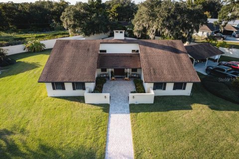 House in Plant City, Florida 4 bedrooms, 288 sq.m. № 1644169 - photo 10