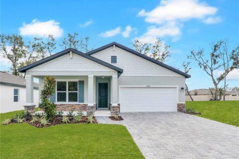 House in Eustis, Florida 4 bedrooms, 170.85 sq.m. № 2198069