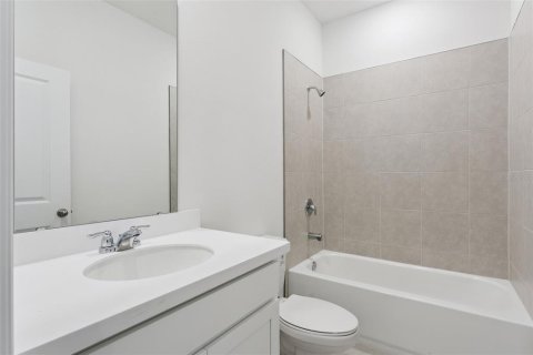 Casa en venta en Eustis, Florida, 4 dormitorios, 170.85 m2 № 2198069 - foto 14