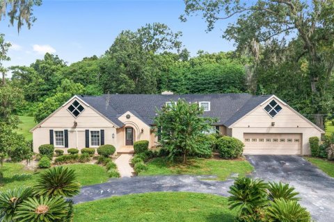 Casa en venta en Ocala, Florida, 4 dormitorios, 422.61 m2 № 1911235 - foto 2