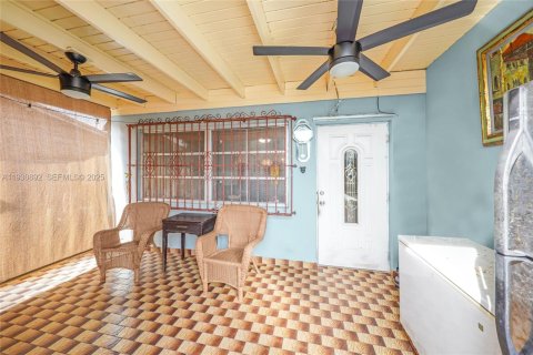 Купить виллу или дом в Хайалиа, Флорида 3 спальни, 159.61м2, № 1989586 - фото 20