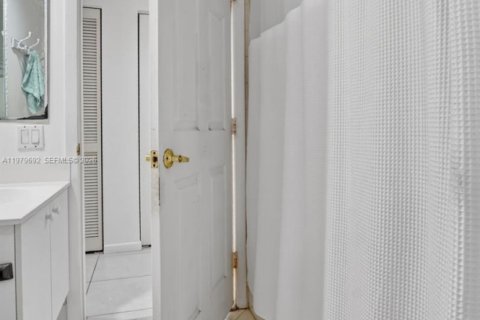 Condominio en venta en Boca Raton, Florida, 3 dormitorios, 134.52 m2 № 2046190 - foto 16