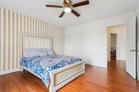 Townhouse in Kissimmee, Florida 2 bedrooms, 113.06 sq.m. № 2156683 - photo 26