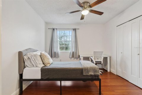Townhouse in Kissimmee, Florida 2 bedrooms, 113.06 sq.m. № 2156683 - photo 23