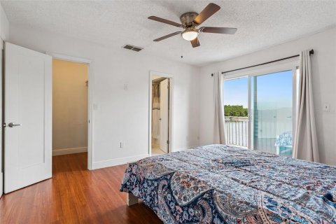 Townhouse in Kissimmee, Florida 2 bedrooms, 113.06 sq.m. № 2156683 - photo 28