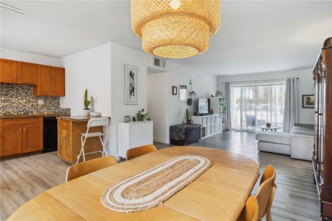 Купить кондоминиум в Майами, Флорида 2 спальни, 105.91м2, № 1864312 - фото 8