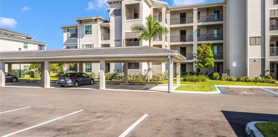 Condo in Venice, Florida, 2 bedrooms in WELLEN PARK № 1840333