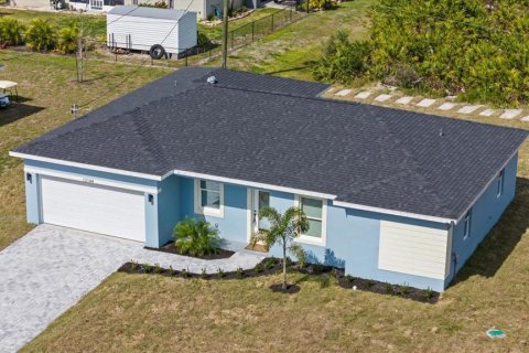 Casa en venta en Port Charlotte, Florida, 4 dormitorios, 151.99 m2 № 2385948 - foto 2