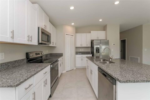 Casa en alquiler en Riverview, Florida, 4 dormitorios, 179.86 m2 № 1905035 - foto 6