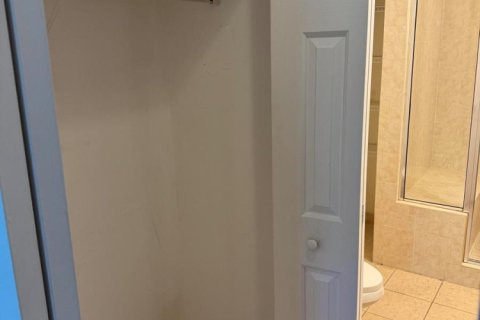 Condo in Margate, Florida, 2 bedrooms  № 2078472 - photo 30