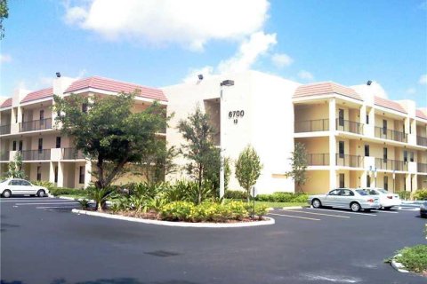 Condominio en Margate, Florida, 2 dormitorios  № 2078472