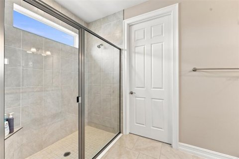 House in Port Charlotte, Florida 4 bedrooms, 224.45 sq.m. № 2299725 - photo 15