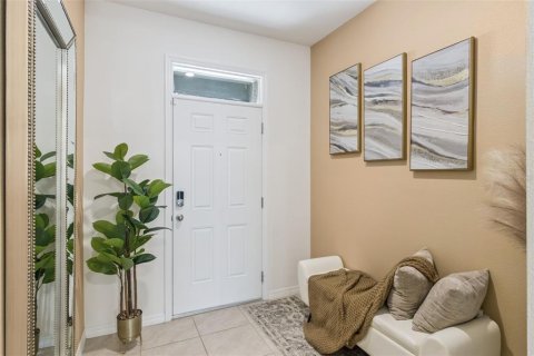 Townhouse in Davenport, Florida 3 bedrooms, 157.19 sq.m. № 2226236 - photo 2