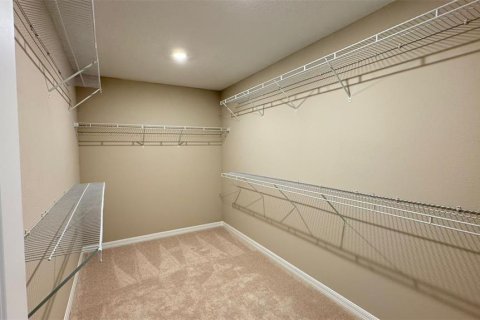 House in Winter Garden, Florida 5 bedrooms, 360.27 sq.m. № 1808901 - photo 26
