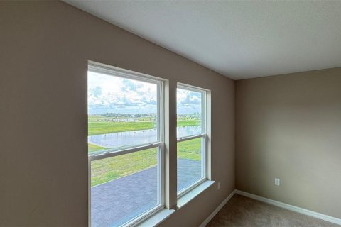 House in Winter Garden, Florida 5 bedrooms, 360.27 sq.m. № 1808901 - photo 22