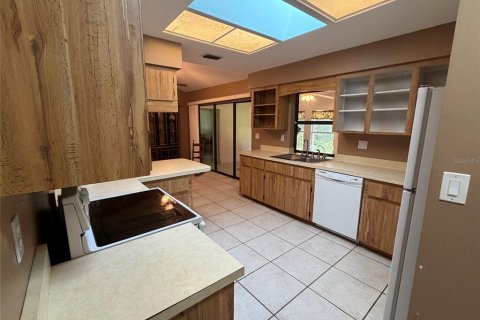 Villa ou maison à louer à Punta Gorda, Floride: 2 chambres, 127.28 m2 № 2437346 - photo 15