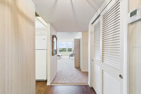 Condo in Winter Haven, Florida, 2 bedrooms  № 1784876 - photo 5