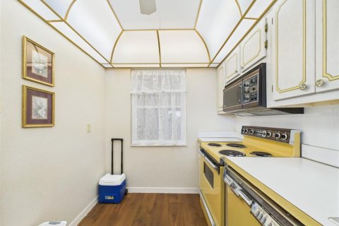 Condo in Winter Haven, Florida, 2 bedrooms  № 1784876 - photo 20
