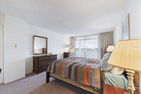 Condo in Winter Haven, Florida, 2 bedrooms  № 1784876 - photo 27