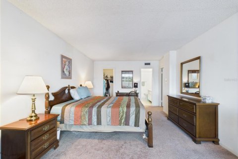 Condo in Winter Haven, Florida, 2 bedrooms  № 1784876 - photo 28