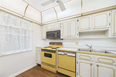 Condo in Winter Haven, Florida, 2 bedrooms  № 1784876 - photo 19