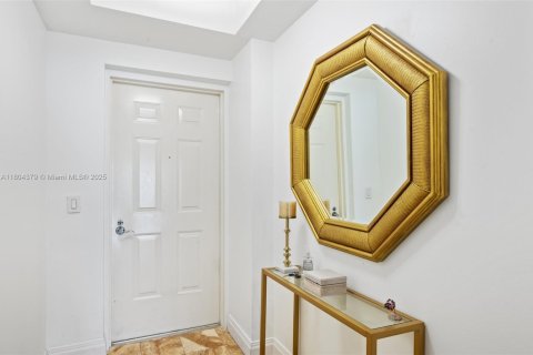 Купить кондоминиум в Авентура, Флорида 2 спальни, 169.45м2, № 2013586 - фото 6