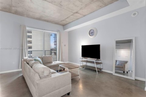 Condominio en venta en Miami, Florida, 1 dormitorio, 68.56 m2 № 2056341 - foto 4