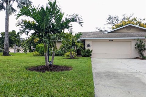 Villa ou maison à Sarasota, Floride 2 chambres, 143.81 m2 № 2404765