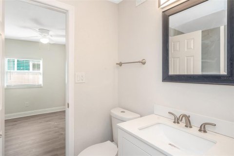 Villa ou maison à vendre à Tampa, Floride: 3 chambres, 90.67 m2 № 2396536 - photo 18