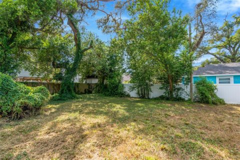 Villa ou maison à vendre à Tampa, Floride: 3 chambres, 90.67 m2 № 2396536 - photo 30