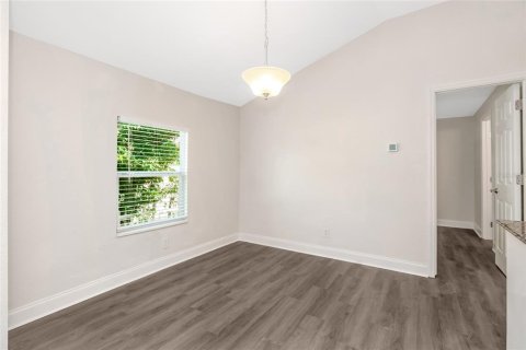 Villa ou maison à vendre à Tampa, Floride: 3 chambres, 90.67 m2 № 2396536 - photo 8