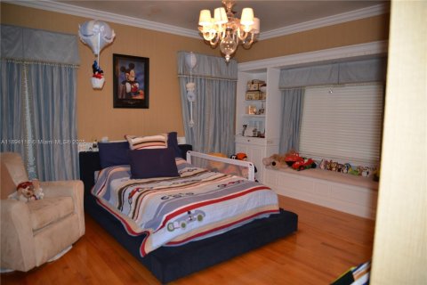 Casa en venta en Coral Gables, Florida, 5 dormitorios, 420.1 m2 № 1948035 - foto 7