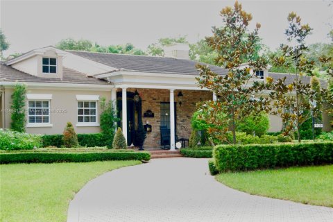Casa en venta en Coral Gables, Florida, 5 dormitorios, 420.1 m2 № 1948035 - foto 2