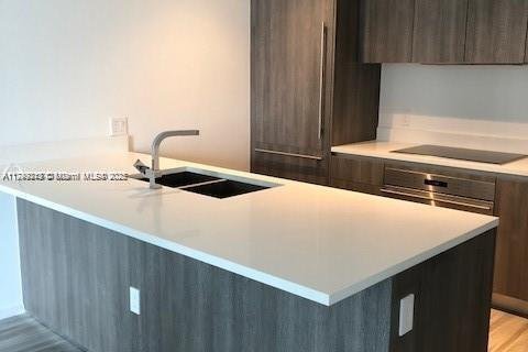 Condominio en venta en Miami, Florida, 1 dormitorio, 78.87 m2 № 1693300 - foto 2