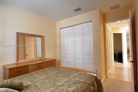 Villa ou maison à louer à St. Lucie, Floride: 3 chambres, 137.68 m2 № 2171125 - photo 24