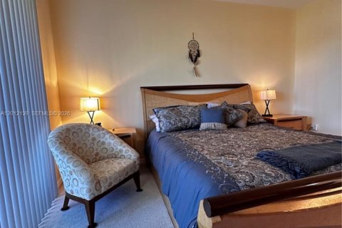 Villa ou maison à louer à St. Lucie, Floride: 3 chambres, 137.68 m2 № 2171125 - photo 8