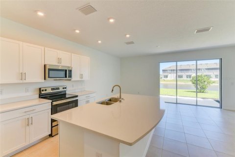 Townhouse in Nokomis, Florida 3 bedrooms, 127.55 sq.m. № 2232032 - photo 16