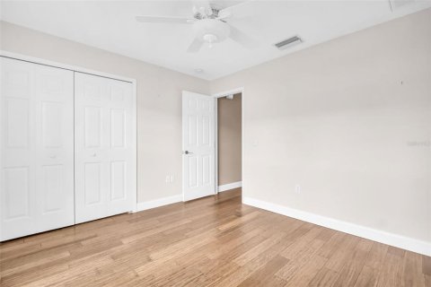 House in Trinity, Florida 2 bedrooms, 148.09 sq.m. № 1900059 - photo 27