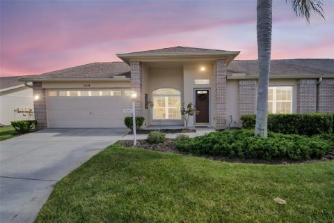 House in Trinity, Florida 2 bedrooms, 148.09 sq.m. № 1900059 - photo 5