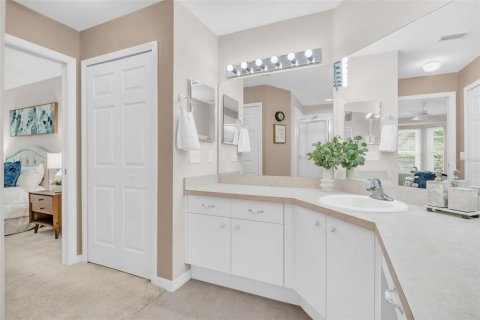 House in Trinity, Florida 2 bedrooms, 148.09 sq.m. № 1900059 - photo 25